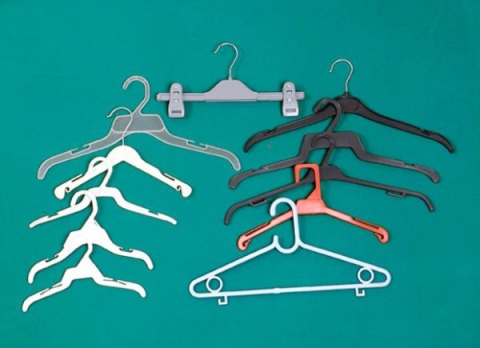 ผลิตไม้แขวนเสื้อ